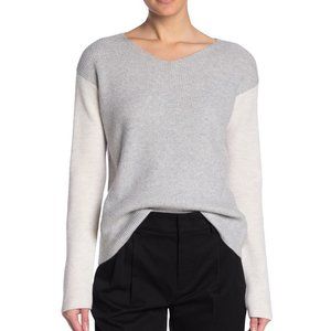 NWT VINCE Sweater V-Neck- Wool Blend